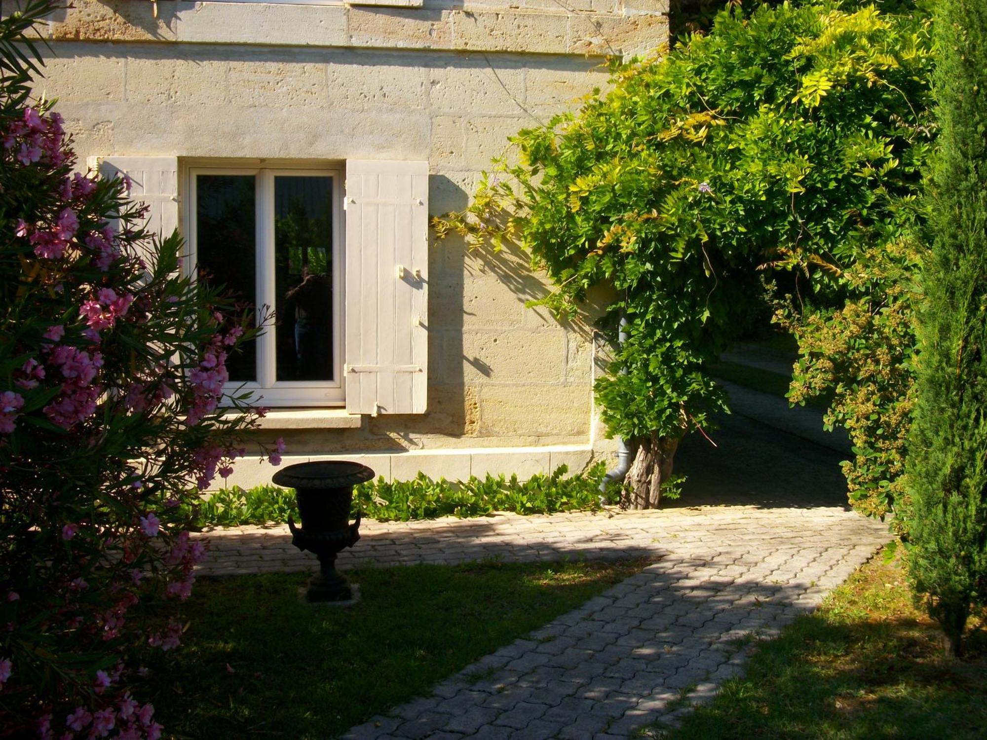 Domaine De Monein Bed & Breakfast Saint-Andre-de-Cubzac Bagian luar foto